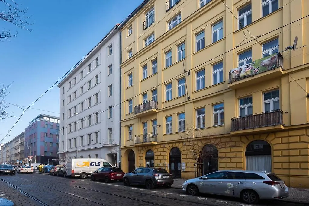 Sunny Safron Apartment Prague Czech Republic
